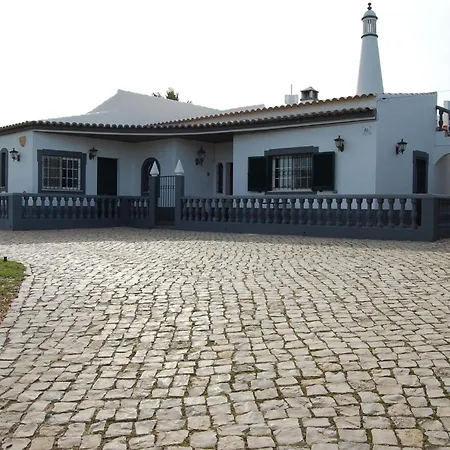 Villa Monte Alegrete With Sea View *