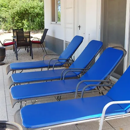 Villa Monte Alegrete With Sea View *