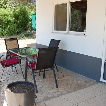 Monte Alegrete With Sea View Villa