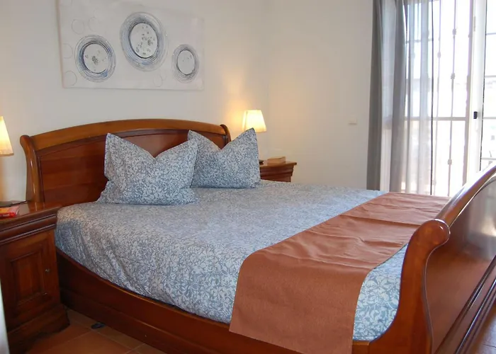 Monte Alegrete With Sea View Villa