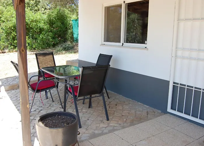 Monte Alegrete With Sea View Villa